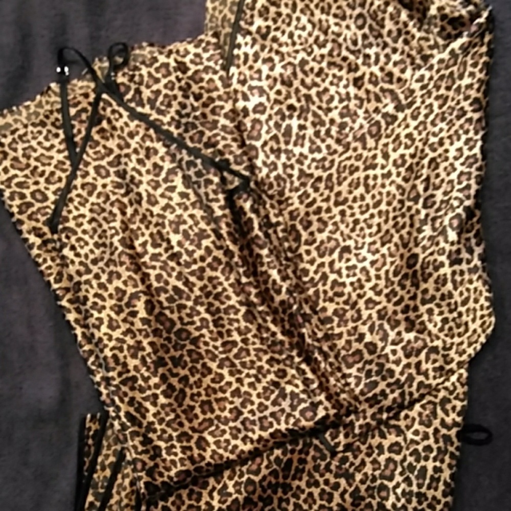 Secret Treasure nighty with matching robe S